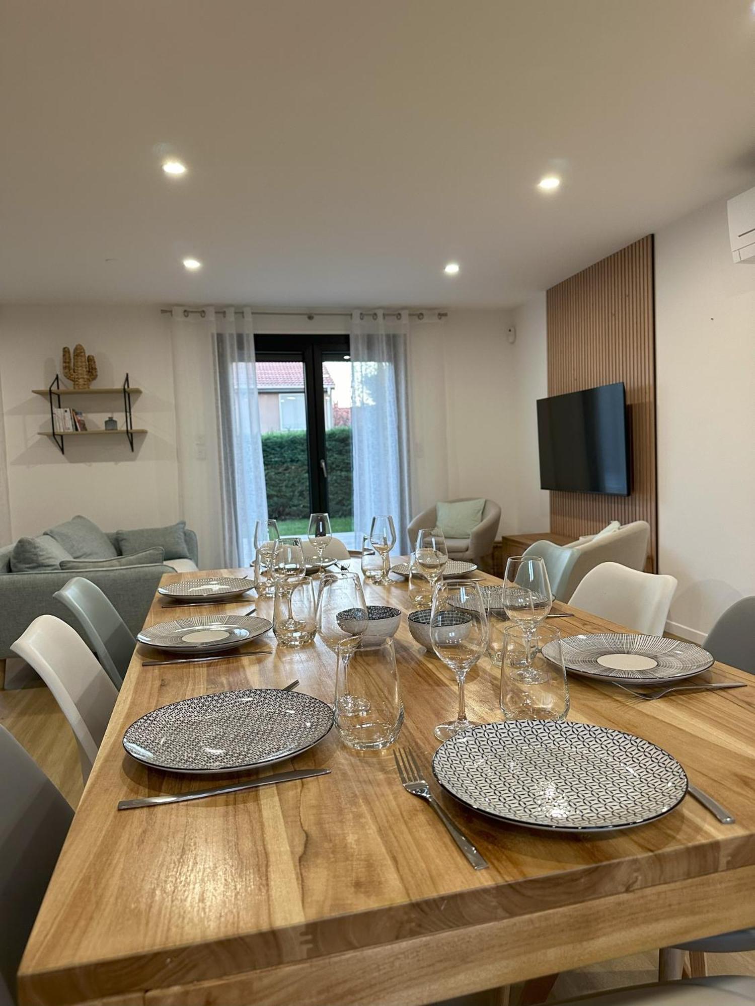 Sunny House - Villa 4 Chambres - Saint Genis Les Ollieres 外观 照片